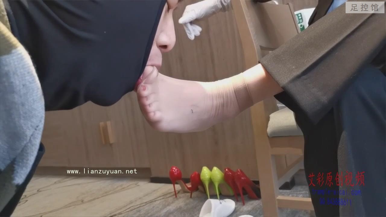 冷美老师惩罚学生 (8).jpg