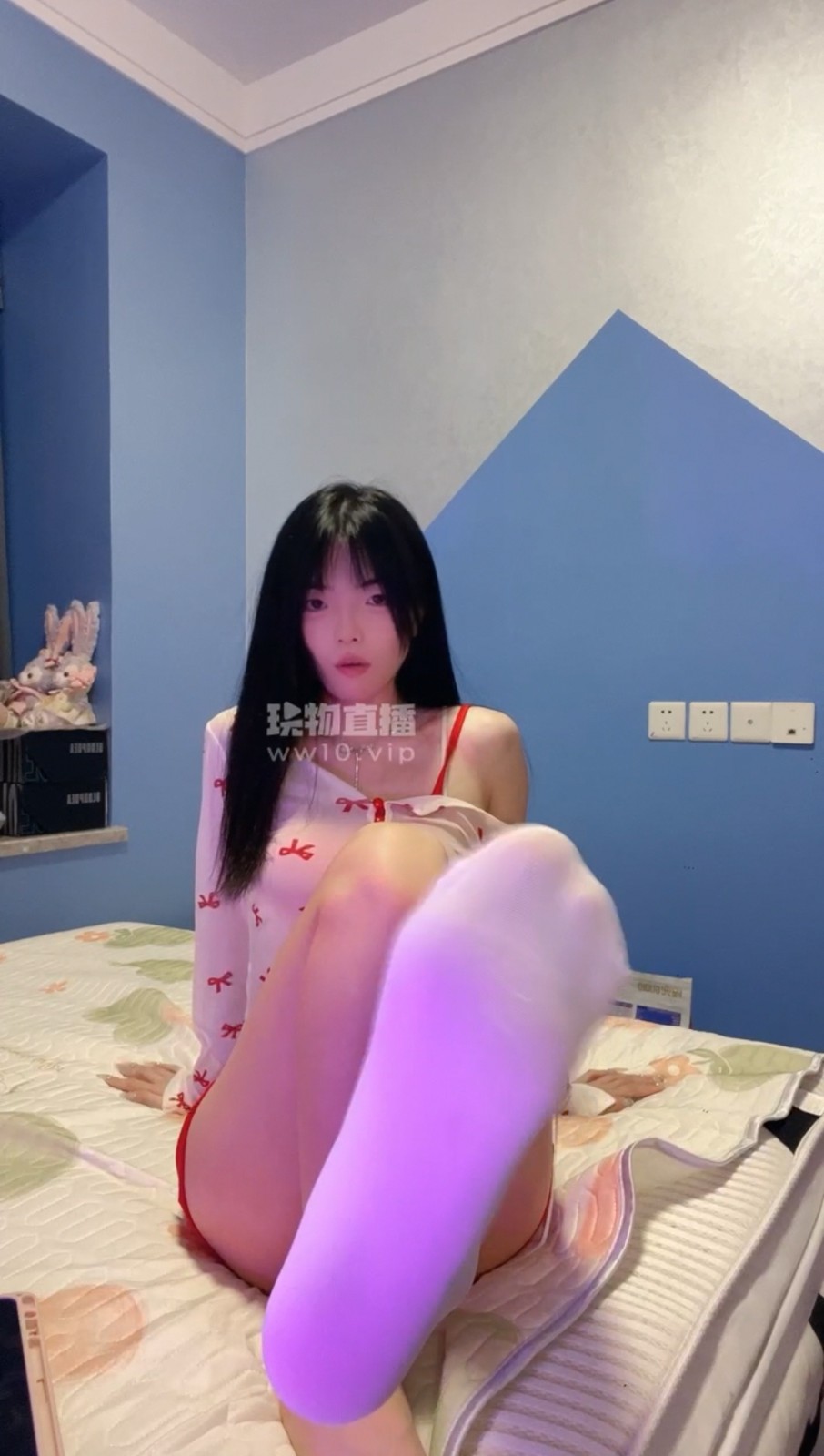 Screenshot_20250909_233009_com.huawei.himovie_edit_233506293620097.jpg