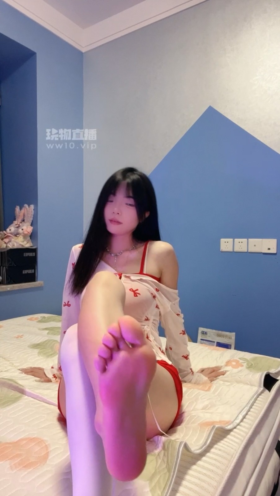 Screenshot_20250909_233017_com.huawei.himovie_edit_233511394295097.jpg