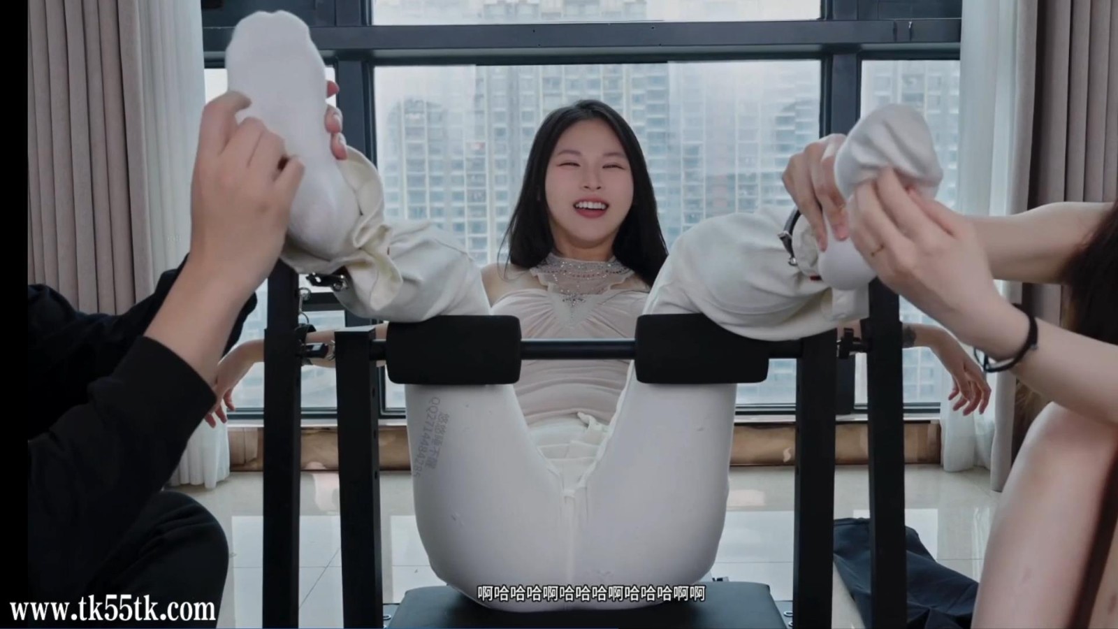 0535269b6b0xuao9nu8b9i-1.jpg