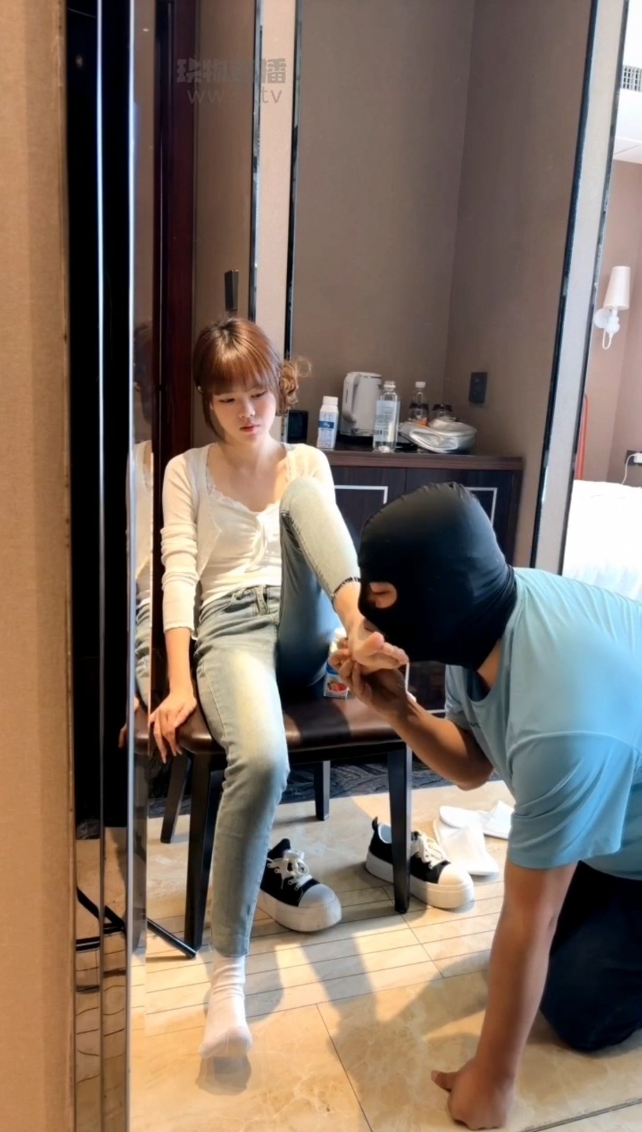 Screenshot_20260501_120017_com.huawei.himovie_edit_35747115479440.jpg